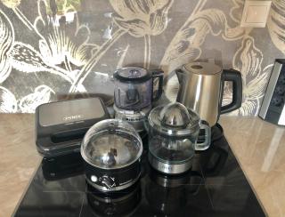 Oasis -Sea and Mountain View - 2