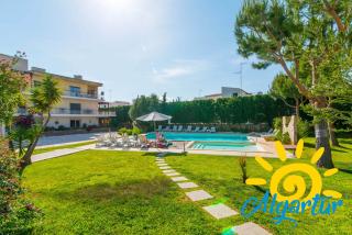 Santa Luzia Mar 2BDR Apartment w Pool & Patio - Santa Luzia - 1