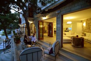 Spectacular Beachfront Brac Villa 6 Bedrooms Villa Selca Violet Magnificent Views Of The Adriatic Sea Heated Pool Selca - Selca - 9
