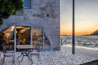 Fantastic Seafront Villa 4 Bedrooms Villa Samostan Prestige Stunning Sea Views & Enclosed Garden With Private Pool Korcula - 2