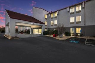 Red Roof Inn PLUS+ Boston - Logan - Saugus - 7