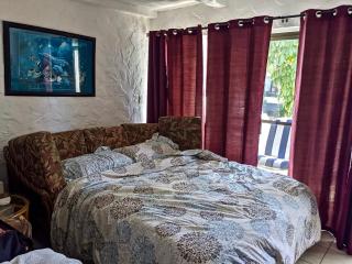 Unwind on Your Fantasy Hawaiian Vacation- 1BD/1BA Condo in Kailua-Kona, Hawaii - Kailua-Kona - 4
