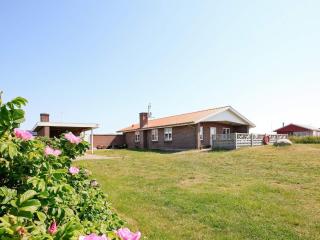 6 person holiday home in Harboøre-By Traum - Vejlby - 6