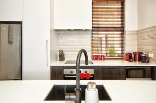 Luxury on the Lake - Queenstown - 8