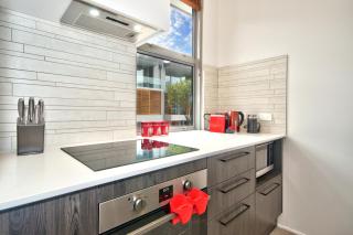 Luxury on the Lake - Queenstown - 6