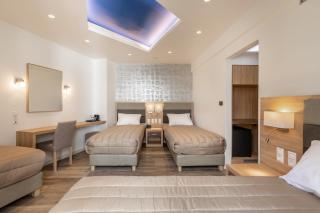 Xenophon Hotel - 1