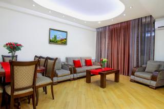 3 Bedroom Apartment near Republic Square - Erevan - 0