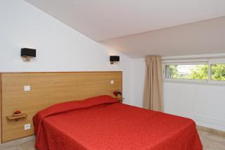 T3 Plein centre de St Florent - 5