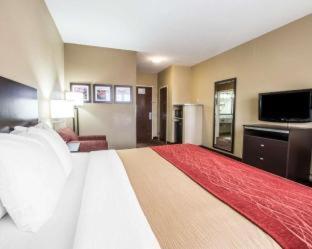 Comfort Inn & Suites Page at Lake Powell - 1