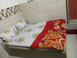 Budget Hotel - 3