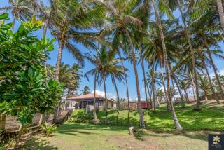 Rakuen Beach Villa - 4