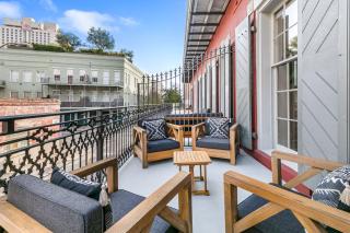 The Pontchartrain - 7