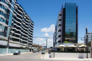 NA BEIRA MAR DE PAJUCARA- EDIF NEO- APARTAMENTO QUARTO E SALA -TEM VARANDA- VISTA LATERAL DO MAR- RUA JULIO PLECH FILHO 60 ESQUINA COM AVENIDA DOUTOR ANTONIO GOUVEIA - CONSUMO ELETRICO É PAGO No CKECK-OUT 1KWH É 1,35 REIAS - TEM TELA DE PROTEÇÃO - Maceió - 4