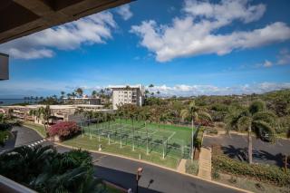 Maui Banyan - 8