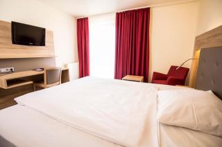 Arvena Park Hotel - Nuremberg - 3