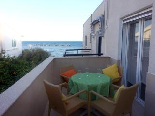 Philippou Beach Villas & Apartments - Lanarka - 1
