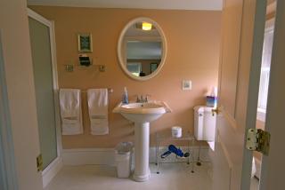 Ballard House Inn - 2