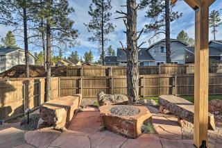 Hot Tub and Fire Pit Modern Flagstaff Home - 9