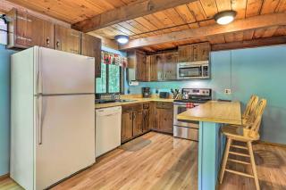 Quaint Lake Cottage with Pool and Beach Access! - 4