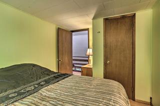 Quaint Lake Cottage with Pool and Beach Access! - 1