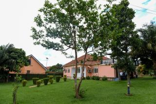 Corinya Serviced Apartments - Entebbe - 9