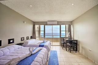 Oceanfront Resort Studio - 2 Mi to Rincon Plaza! - Rincon - 5