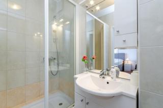 Seaside Guesthouse by JR City Apartments - Jadranovo - 9