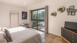 Côté Jardin avec Jacuzzi Privatif et parking privé - 2