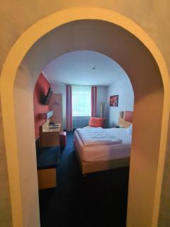 Hotel Silberhorn - Nuremberg - 5