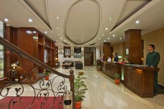 Hotel Broadways Inn - 3