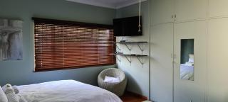 Emmaus Double Room - 4