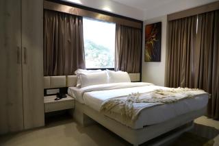 Hotel Grand Girdhar - Indore - 9