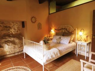 Casa Corazón de piedra en el Río Dulce - Aragosa - 5