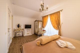 Boutique Vila - Cristian - 1