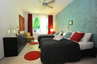 Infiniti Blu Luxury Ocean Front Condos - 1