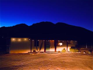 Casa Agave: Comfy Joshua Tree Cottage With Free Breakfast Bar - 2