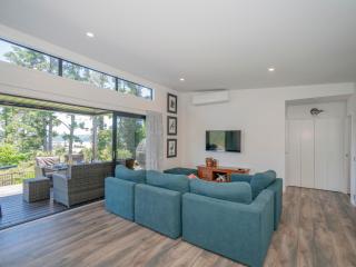 Treetop Bach - Whangamata Holiday Home - Whangamata - 7