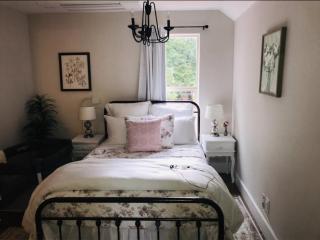 The Farmhouse Inn & Kitchen, 2 blocks from Downtown Whitefish, Montana - Whitefish - 6