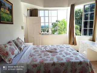 Columbus Heights Apt 26 F - Ocho Rios - 6