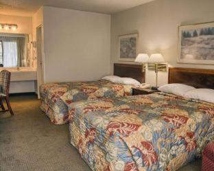 Rodeway Inn Richmond - Richmond - 8