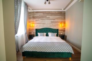 Garrison's Suites - Câmpulung Moldovenesc - 4