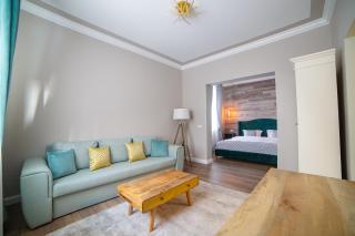 Garrison's Suites - 6