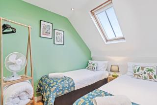 Majestic Mews Apartment with Free Parking - By My Getaways - Brighton & Hove - 6