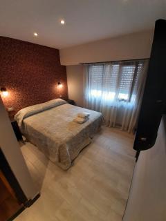Hotel Castellon - Mar del Plata - 4