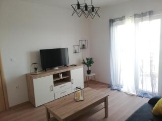 Home4U - Brodarica - 3