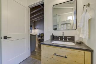 South Lake Chalet-Boutique Suite-Minutes to Heavenly & Lake Tahoe - South Lake Tahoe - 5
