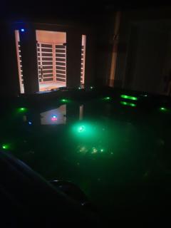 Torony Lovarda Magánszállás - 0