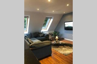 Struan Coach house in gated residence - 5