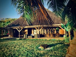 Bora Bora waterfront sunrise villa - 9