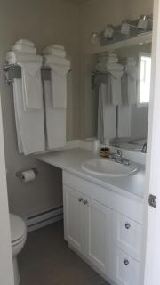 Sandy Beach Suites - 8